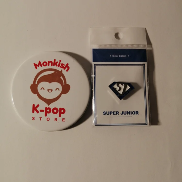 SUPER JUNIOR - METAL BADGE - Image 3