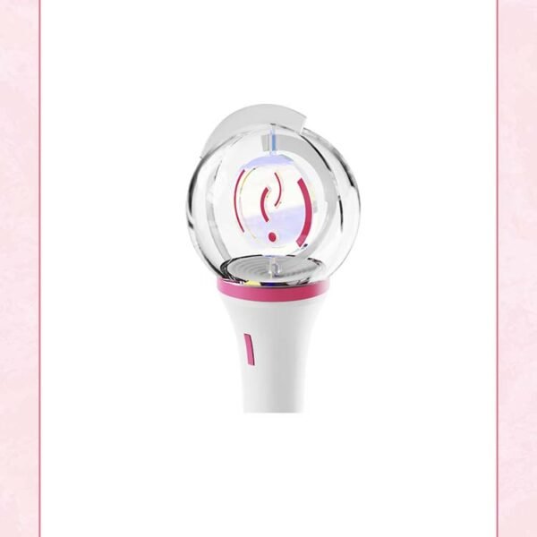 STAYC - LIGHTSTICK - Image 2