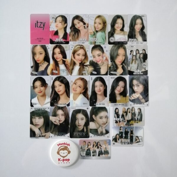 ITZY - TRANSPARENT CARD