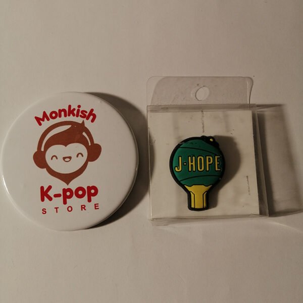 BTS - SILICON BADGE