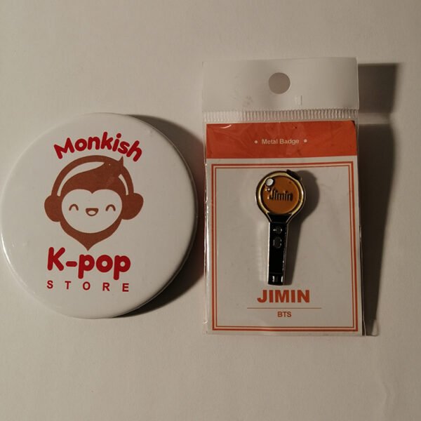 BTS - METAL BADGE