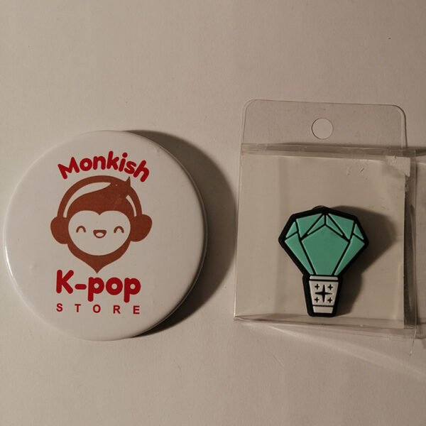 SHINEE - SILICON BADGE
