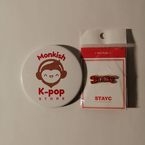 STAYC - METAL BADGE