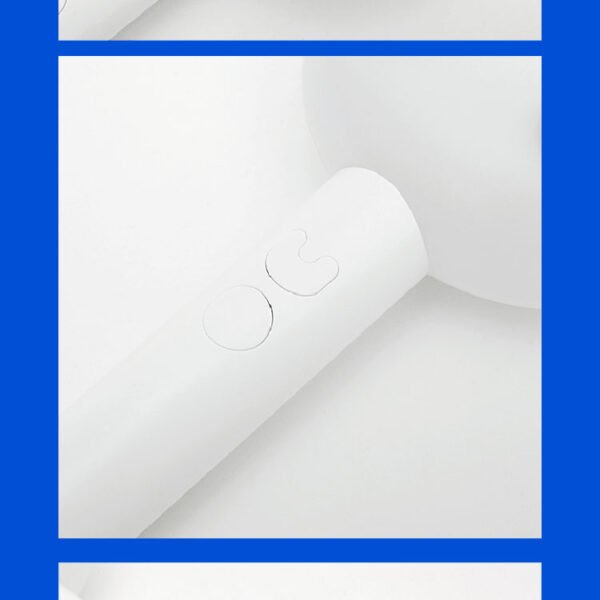 NEW JEANS - LIGHT STICK - Image 4