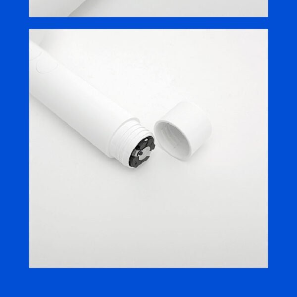 NEW JEANS - LIGHT STICK - Image 5