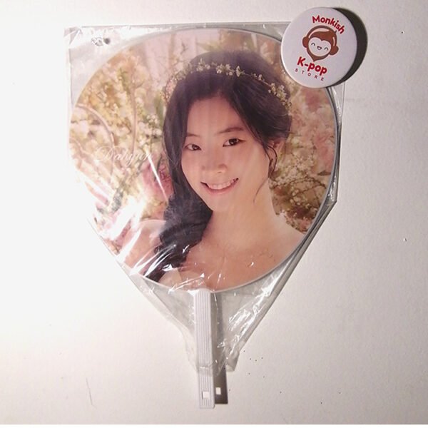TWICE PICKET DAHYUN FANTASY PARK