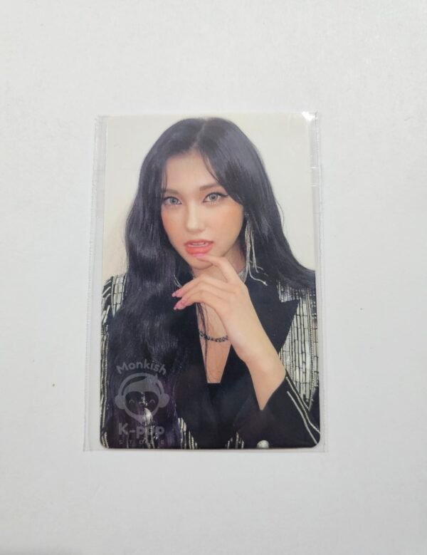 PHOTOCARD EVERGLOW - AISHA