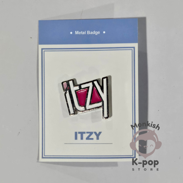 ITZY - METAL BADGE