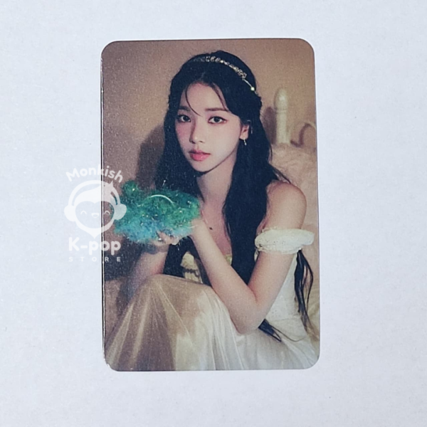 PHOTOCARD AESPA - KARINA - Image 3